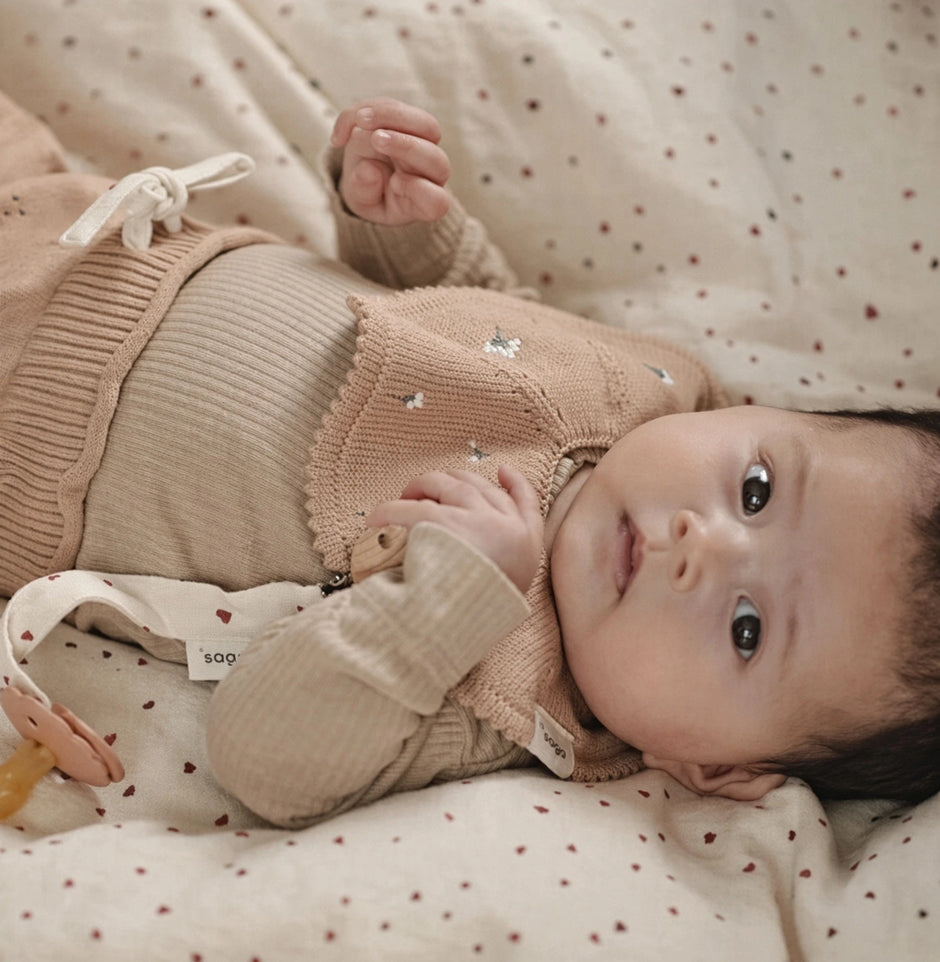 Knitted bib - Flora - Sunbaked bloom